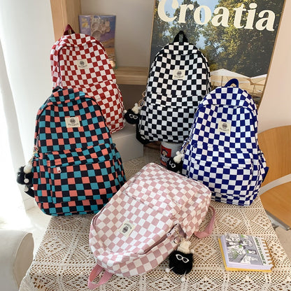 Rucksack mit Buchstabenmuster, 20–35 L