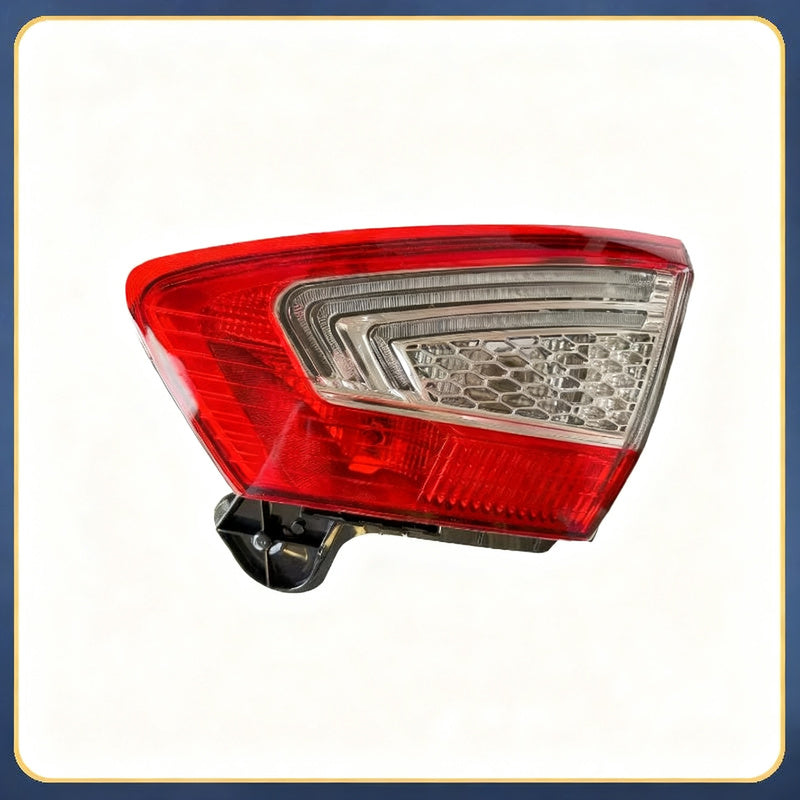 Heckleuchte Ford Mondeo 2011–2013