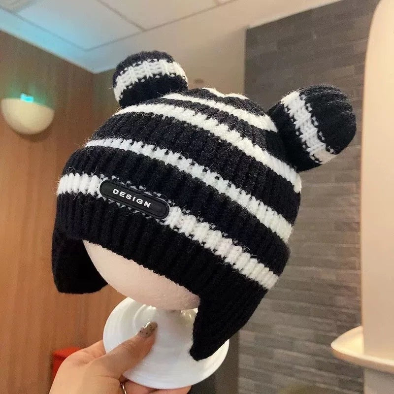 Kindermütze mit Ohrenklappen, gestrickt, warm