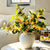 Kunstblumen-Arrangement, modernes Design