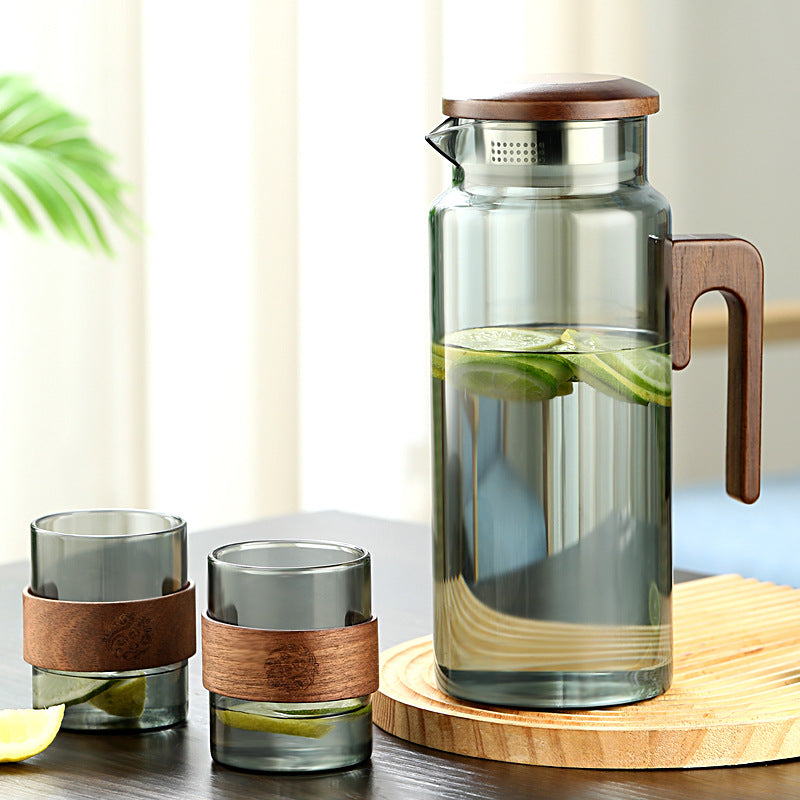 Glaskanne aus Borosilikat mit Holzgriff