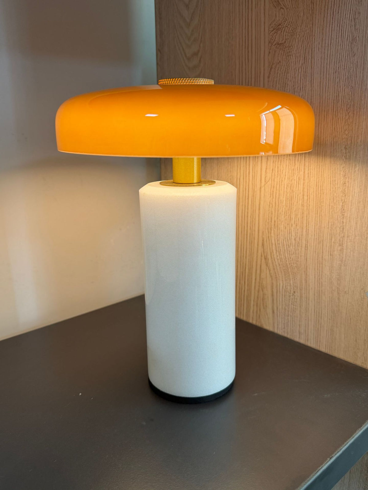 Marmor-Tischlampe Modell 5809, aufladbar, 3-stufig dimmbar