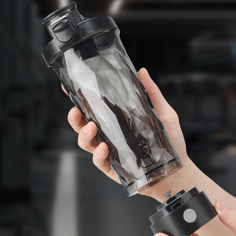 Elektrischer Rührmixer-Becher mit Ladestation