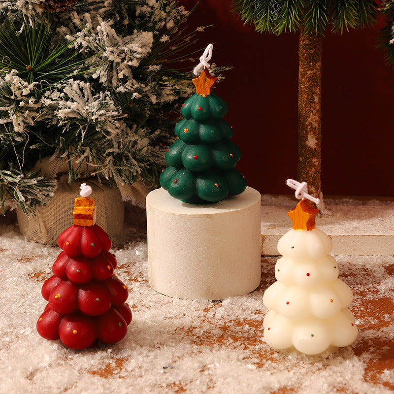 Weihnachtskerzen aus Sojamischung, Christbaumform