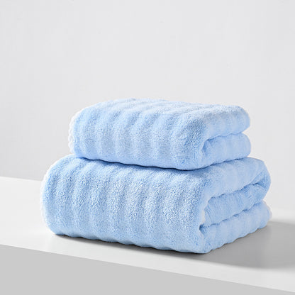 Badetuch und Handtuch aus Korallenfleece
