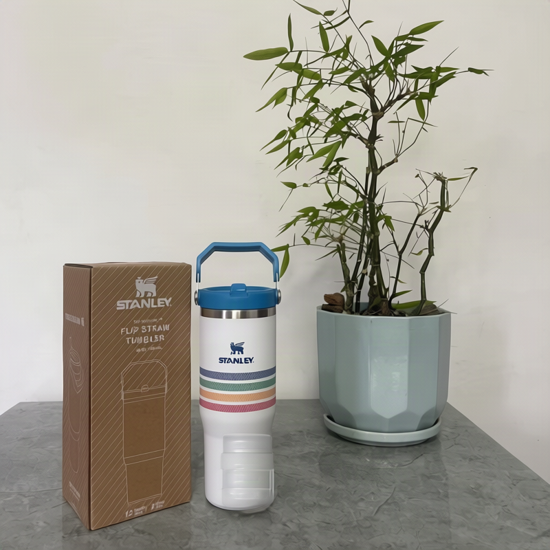 Isolierbecher 870 ml mit Strohhalm und Deckel