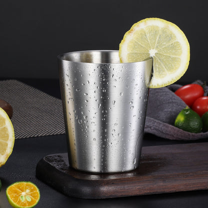 Doppelwandiger Edelstahlbecher 300 ml