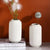 Keramikblumenvase mit Rillen, modern, Weiß