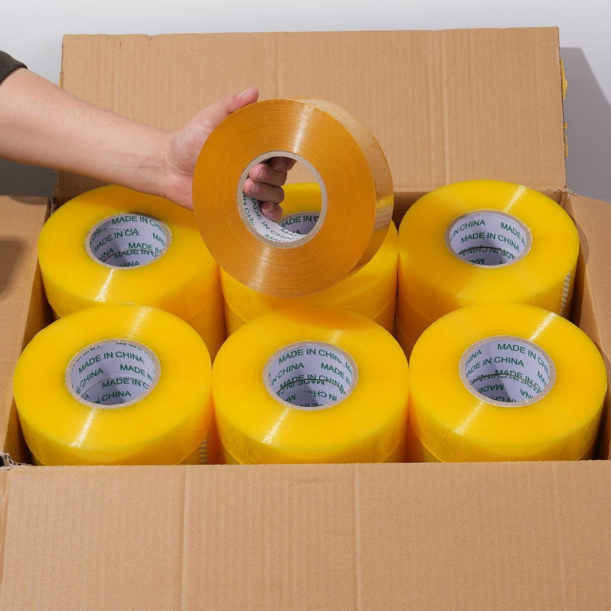 Transparentes Klebeband zum Verpacken