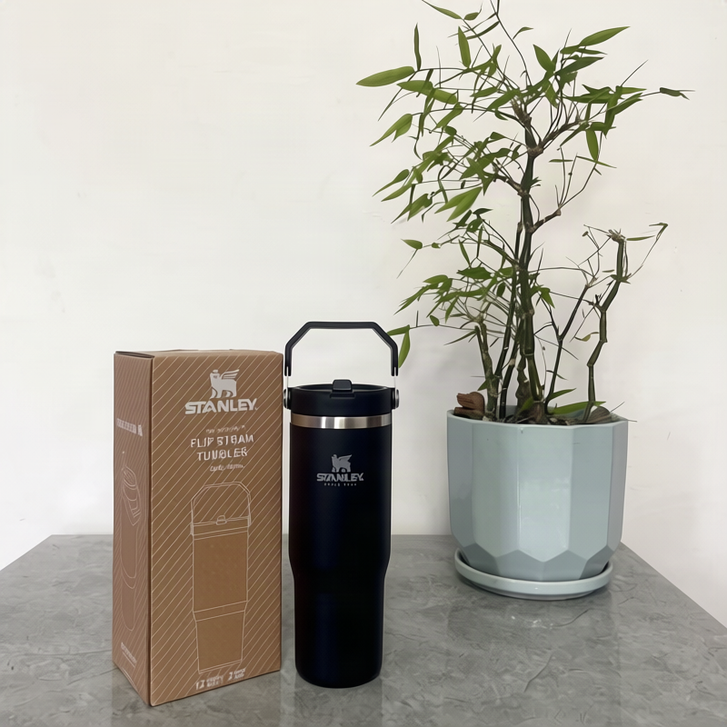 Isolierbecher 870 ml mit Strohhalm und Deckel