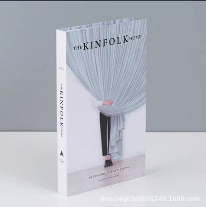 Dekoratives Kunstbuch, nordisch-minimalistisch