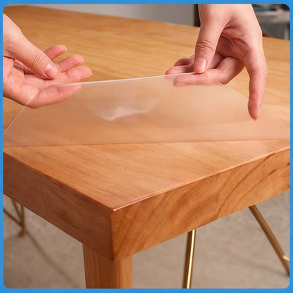 Transparente Schutzfolie für Tische und Möbel