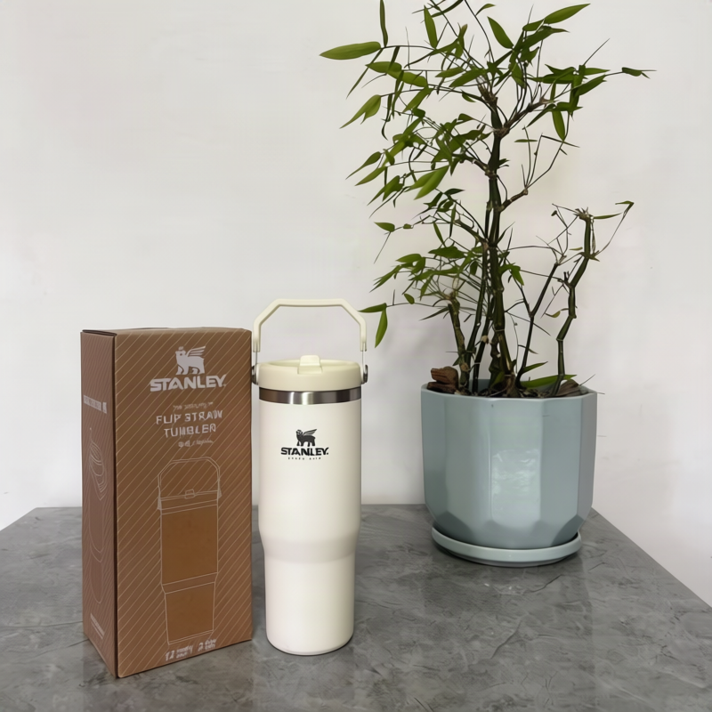 Isolierbecher 870 ml mit Strohhalm und Deckel
