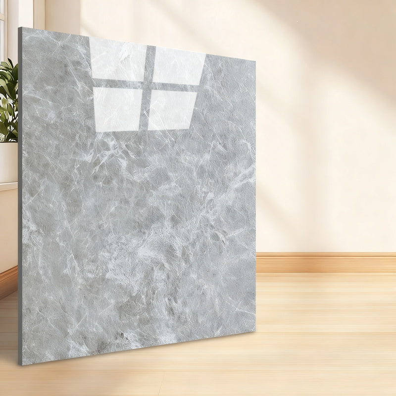 Selbstklebender PVC-Bodenbelag mit Fliesenoptik