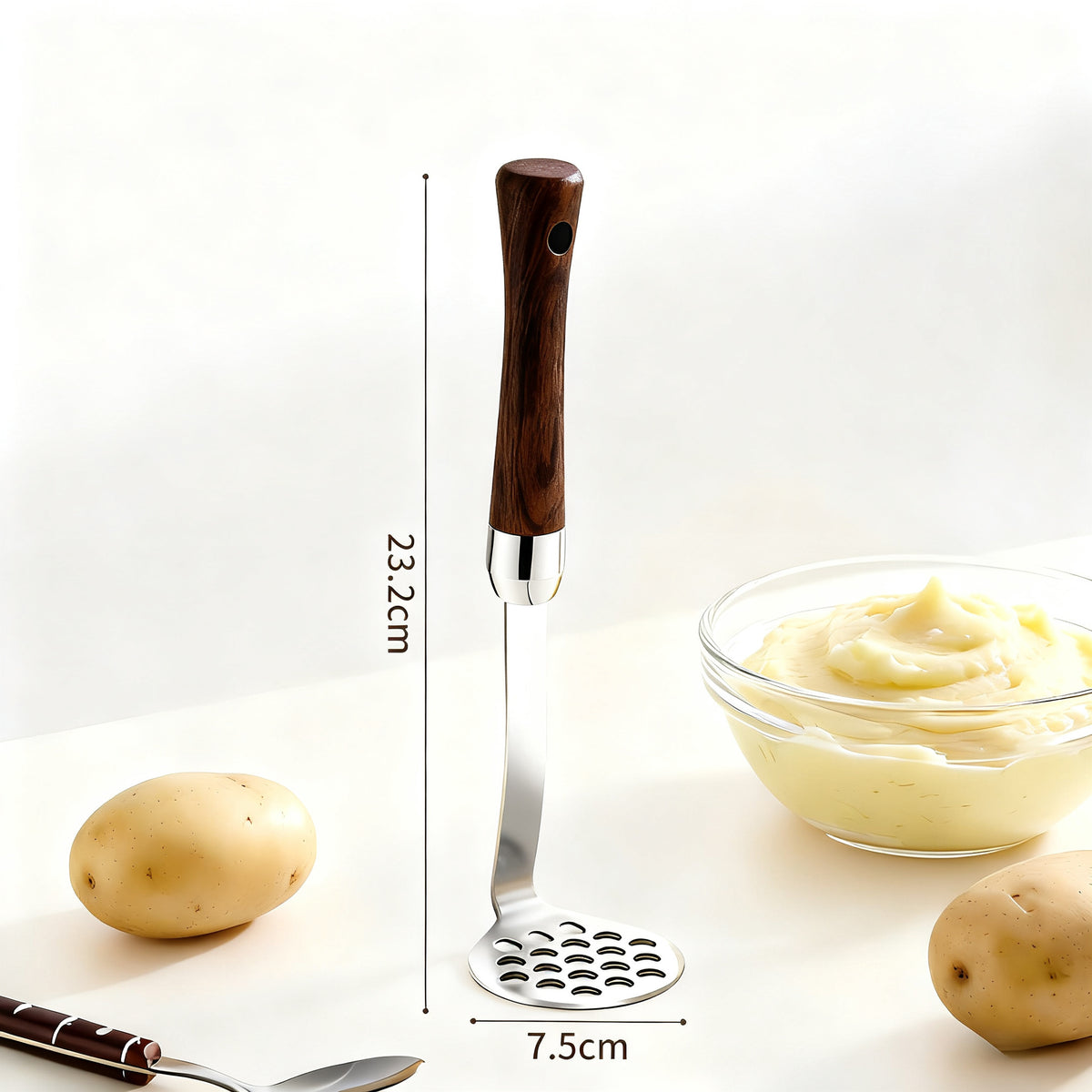 Kartoffelpresse aus Edelstahl