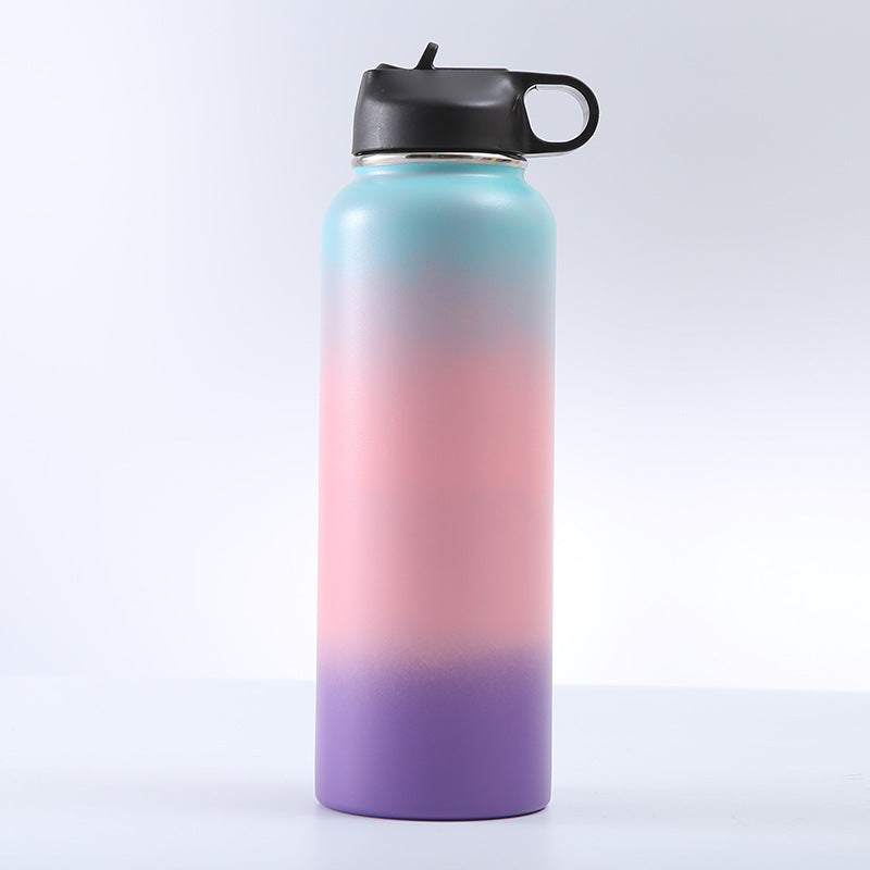 Isolierte Edelstahl-Trinkflasche mit Tragegriff