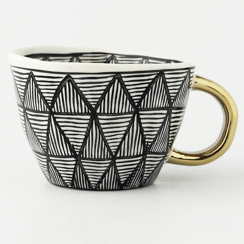 Premium Geometrische Keramiktasse mit Goldgriff – Erheben Sie Ihr tägliches Getränk