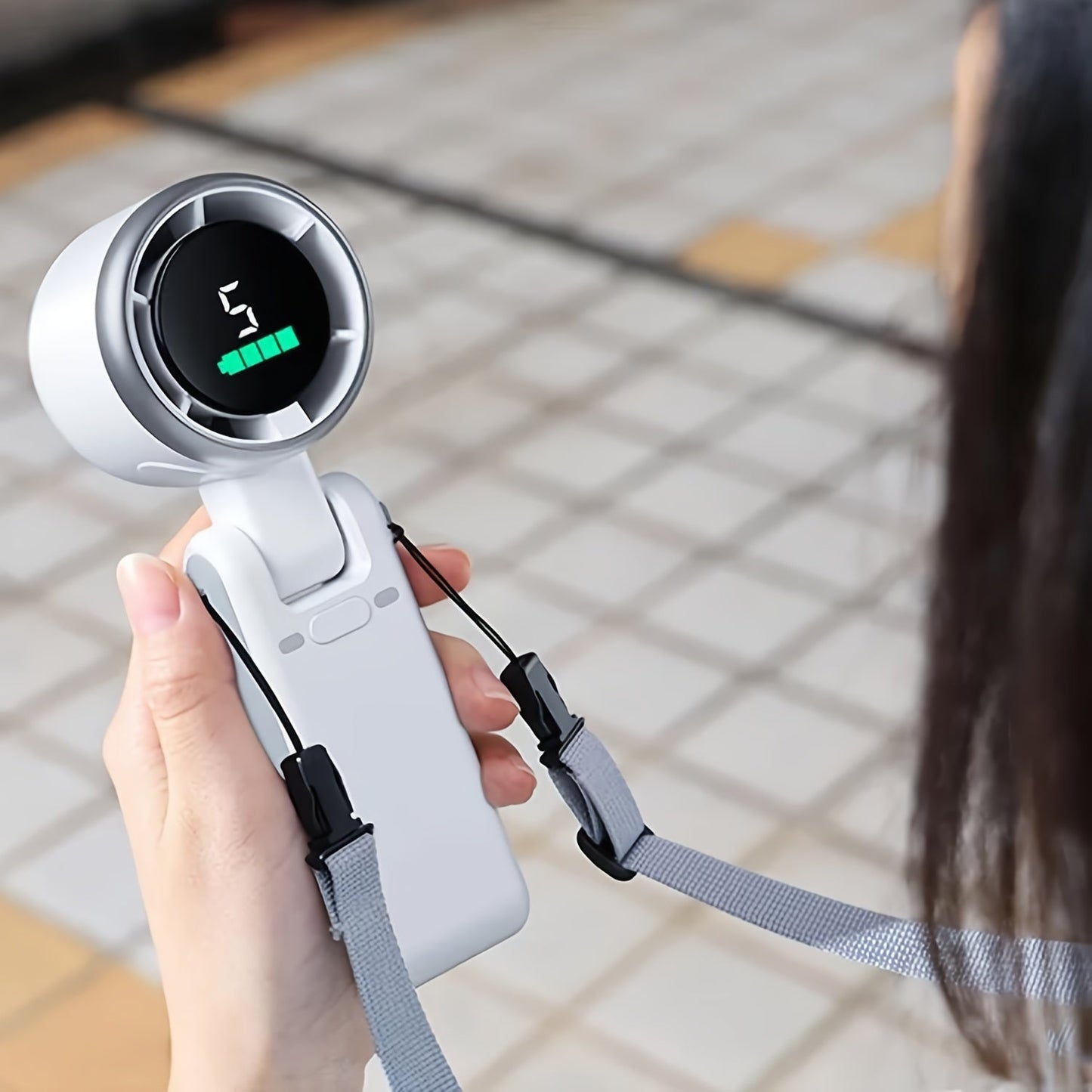 USB wiederaufladbarer Handventilator mit 5 Geschwindigkeiten | Brehn