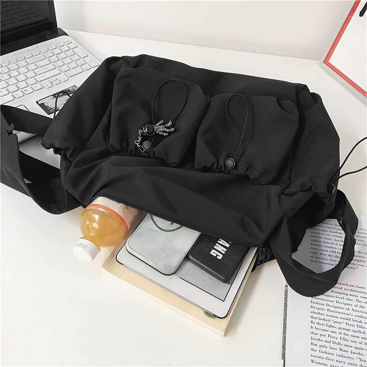 UrbanLiner Nylon Messenger Bag – Schwarze Umhängetasche mit Reißverschluss für den täglichen Gebrauch | Brehn