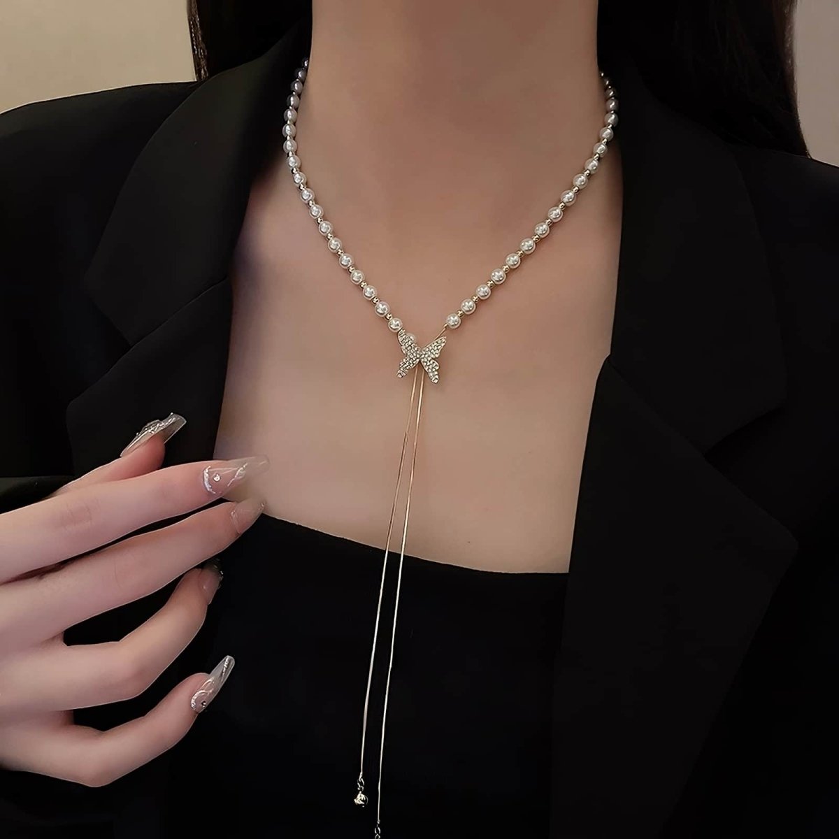 Brehn | Elegantes Verstellbares Schmetterlings-Halsband