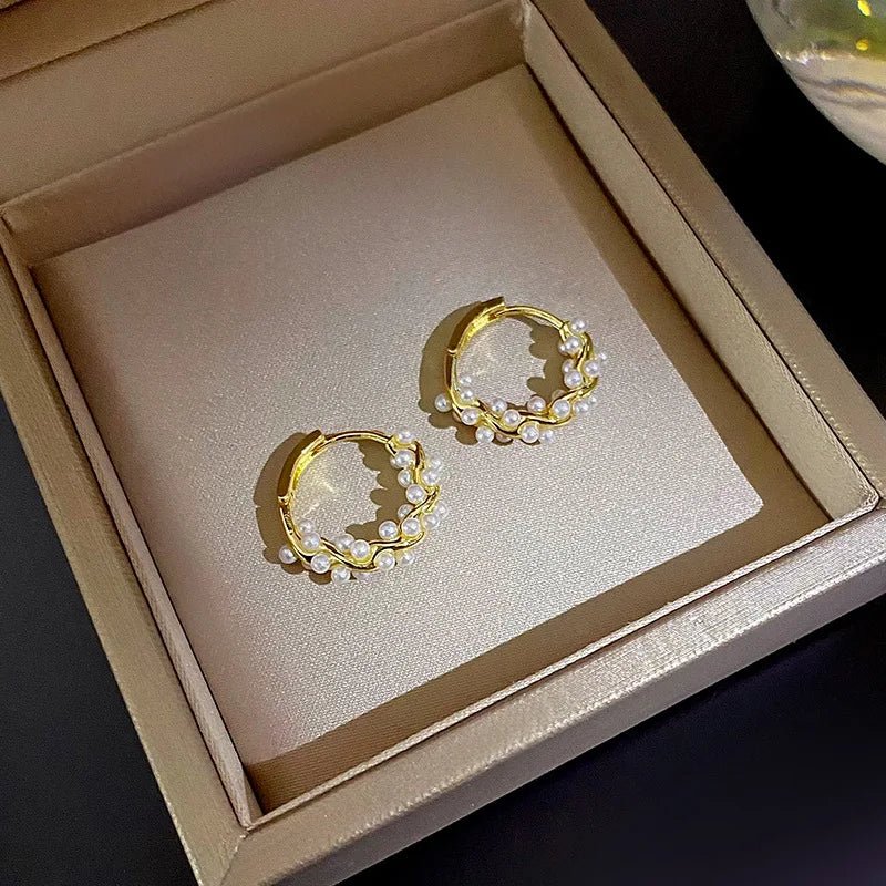 Brehn | Elegante Perlenrand-Hoop-Ohrringe