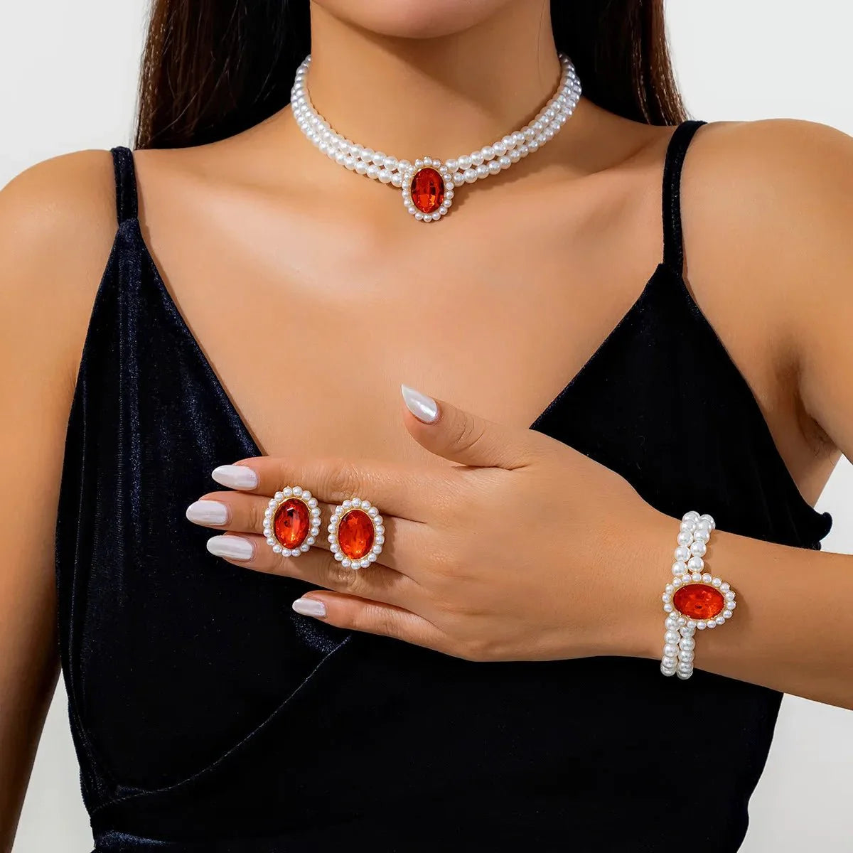 Brehn | Elegantes ovales Diamant-Perlen-Halsketten-, Armband-, Ohrringe-Set