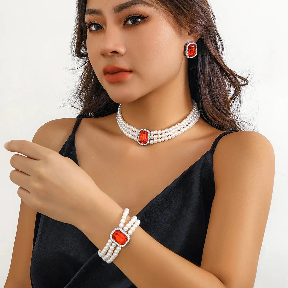 Brehn | Elegantes Perlen-Diamant-Halskette, Armband und Ohrringe Set