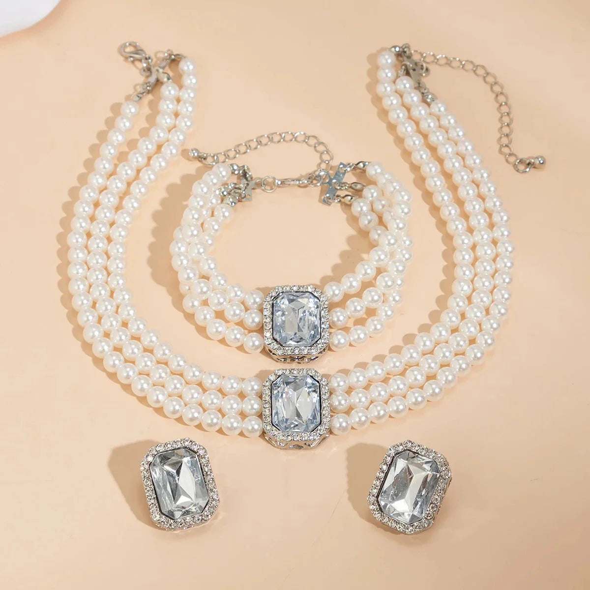Brehn | Elegantes Perlen-Diamant-Halskette, Armband und Ohrringe Set