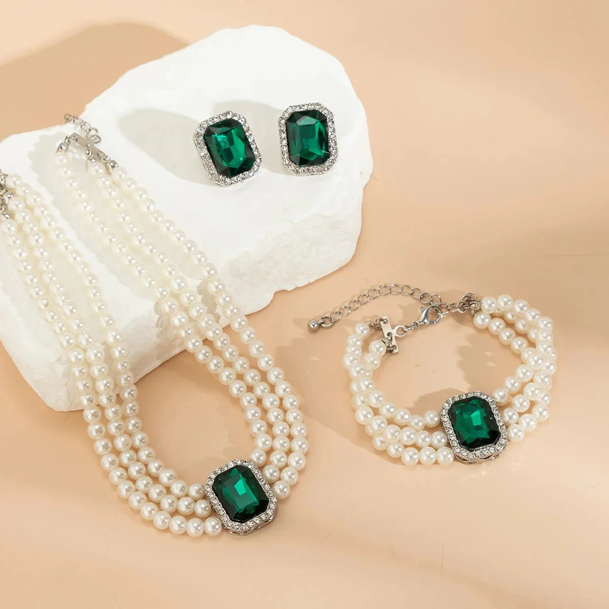 Brehn | Elegantes Perlen-Diamant-Halskette, Armband und Ohrringe Set