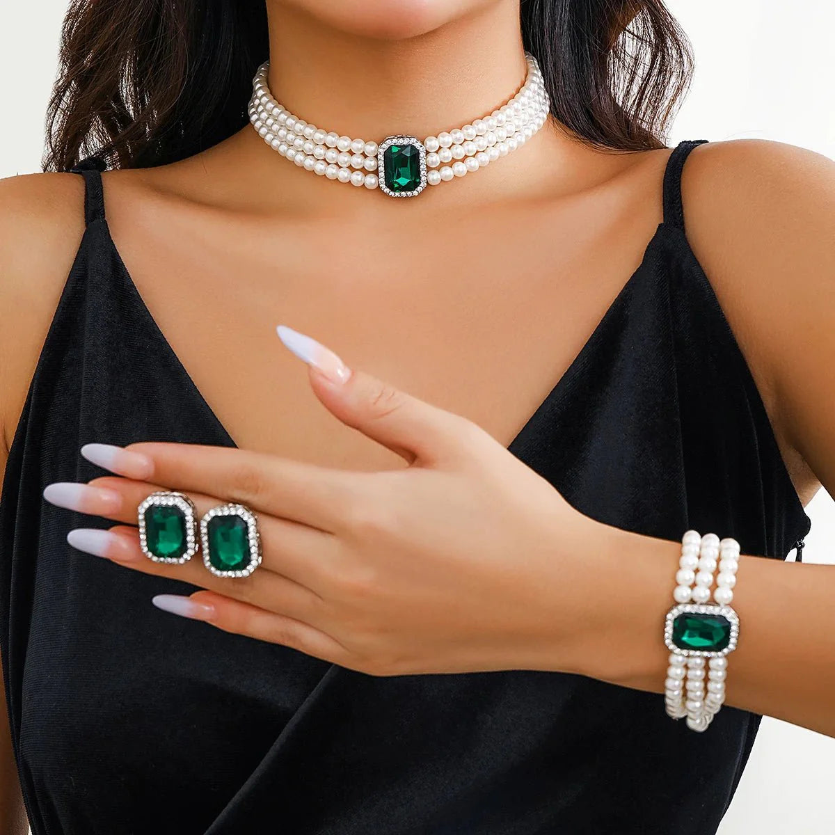 Brehn | Elegantes Perlen-Diamant-Halskette, Armband und Ohrringe Set