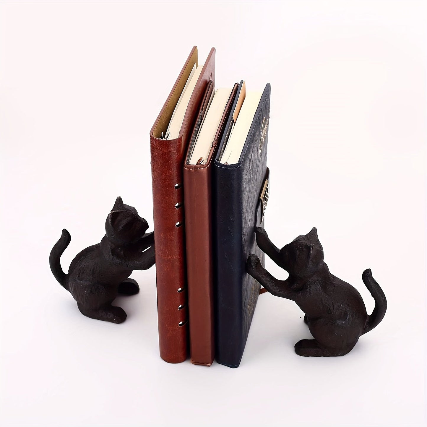 VintageCat - Rustikale Gusseisen-Buchstützen für stilvolle Innenräume Brehn