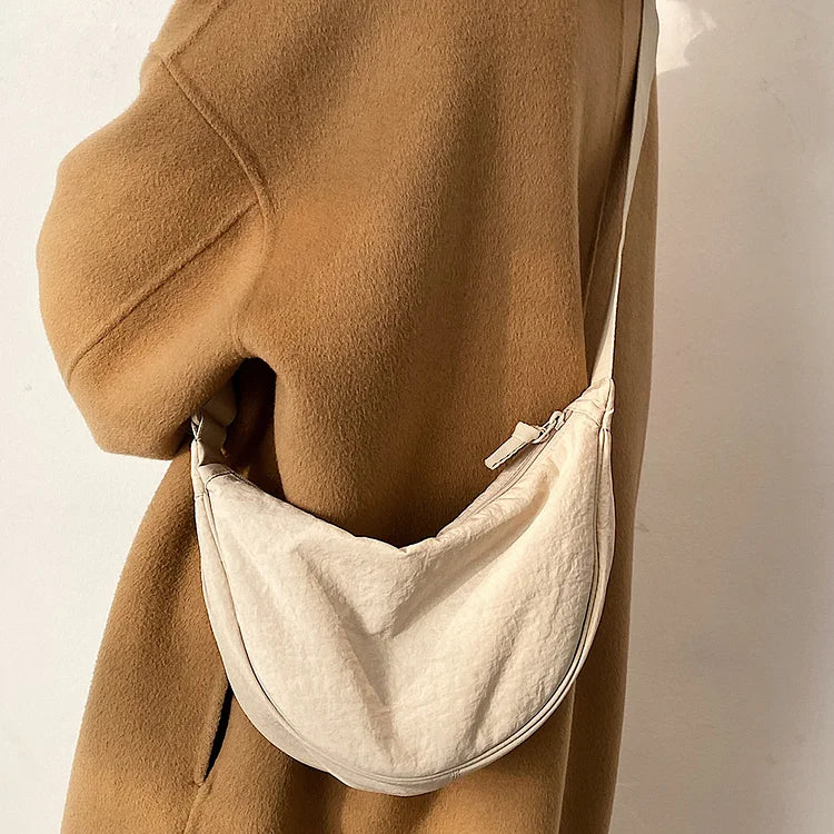 Brehn | Haze Bag️ | Die modische Knödeltasche für ein modisches Outfit