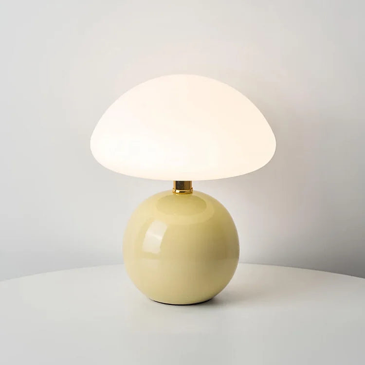Brehn | Französischer Stil und natürliche Schönheit des Pilzes in der Lampe
