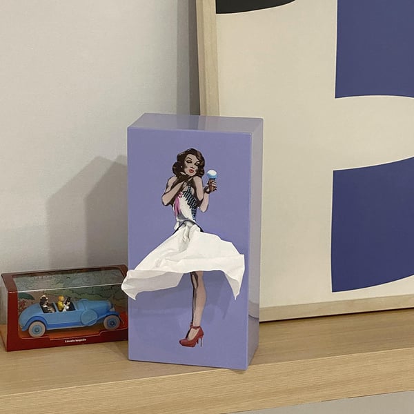 Brehn | Flying Skirt Taschentuchbox