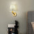 Stylische Stoffwandlampe mit elegantem floralem Design