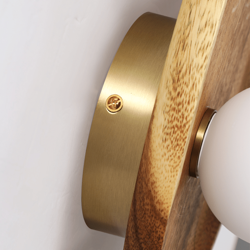 Brehn | Holz Wandlampe, natürliches Licht