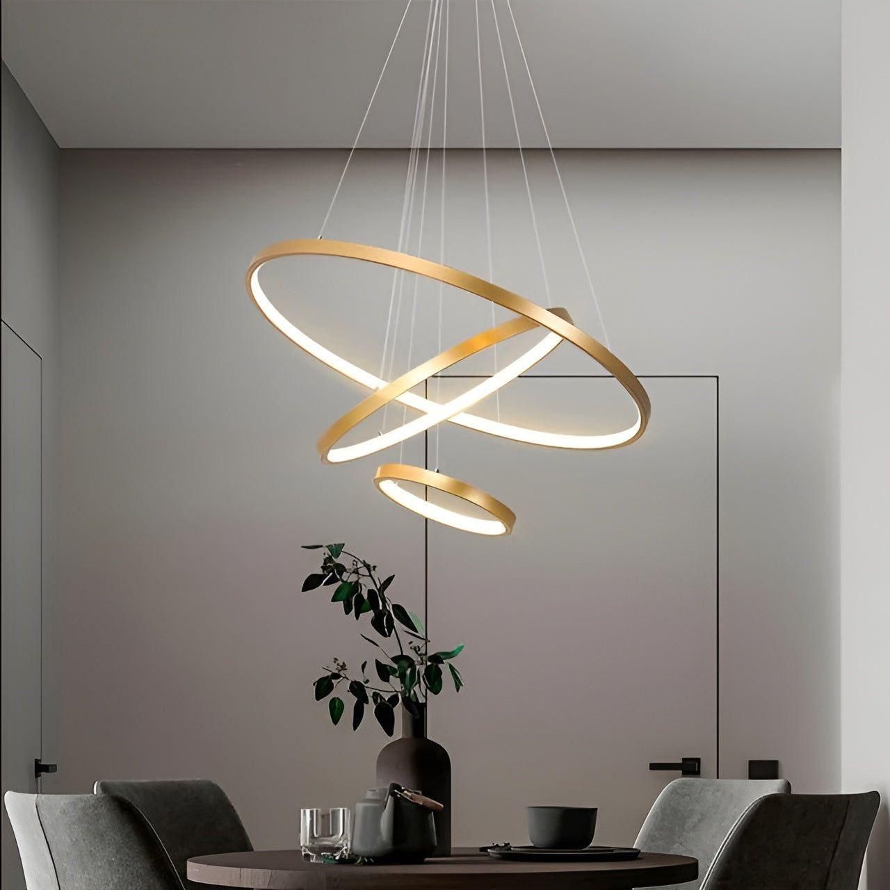 LED-Pendelleuchte mit Balldesign – Modern und Eleganz | Ideal für Wohnzimmer oder Esszimmer | Brehn