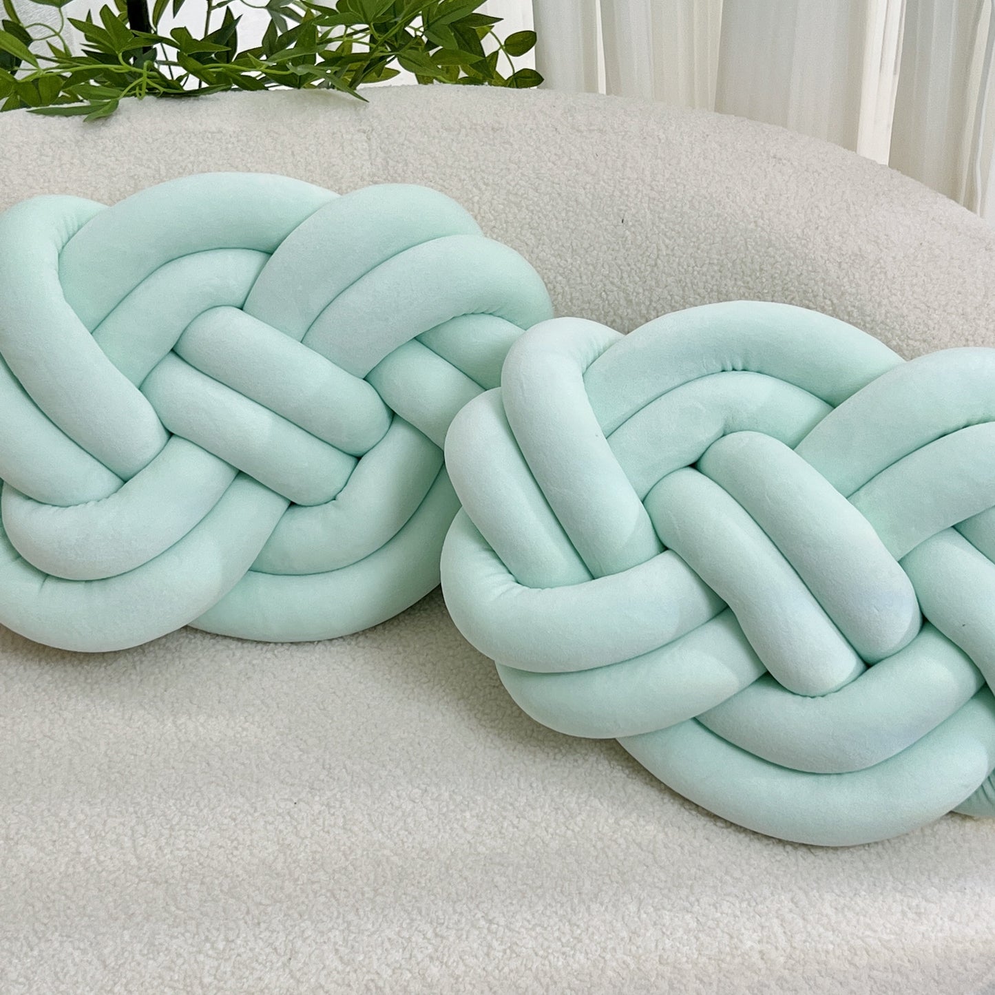 Brehn | ComfortCloud Kissen - Luxuriöse weiche Kissen mit Knopfdesign