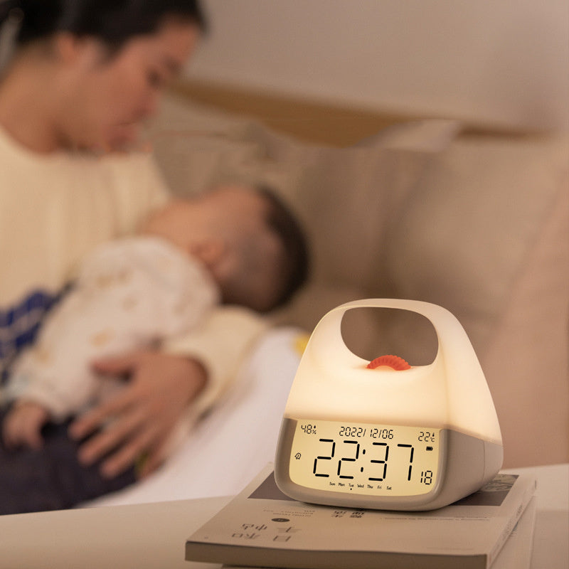 BROOKE Nachtlampe Alarm Clock - Tragbare Alarmuhr mit sanftem LED-Licht | Brehn