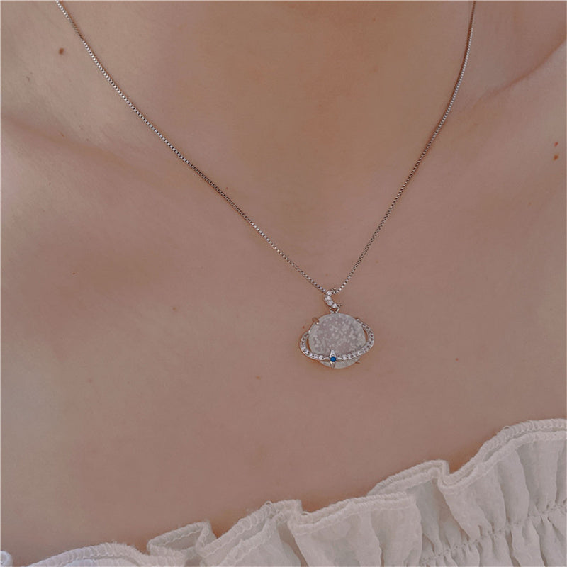 Brehn | Elegante Lunar Bliss Kristall Halskette