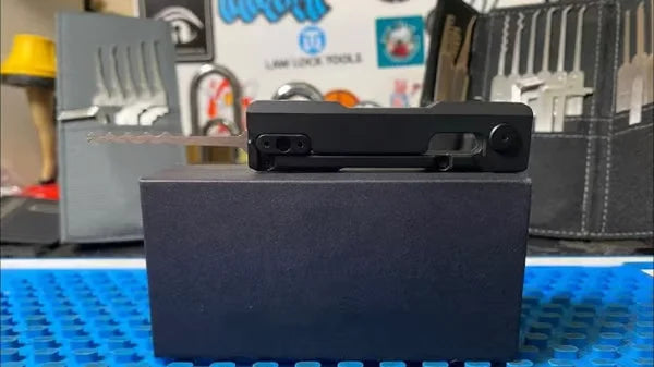 Brehn | Quick Trick Handy Tool