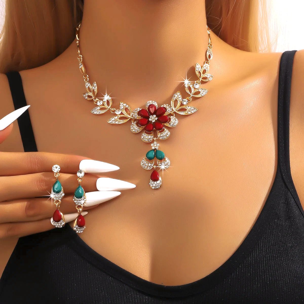 Brehn | Florales Diamant-Halsketten- und Ohrringe-Set