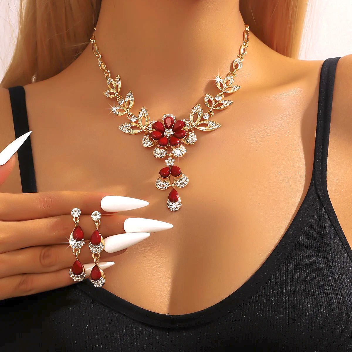 Brehn | Florales Diamant-Halsketten- und Ohrringe-Set