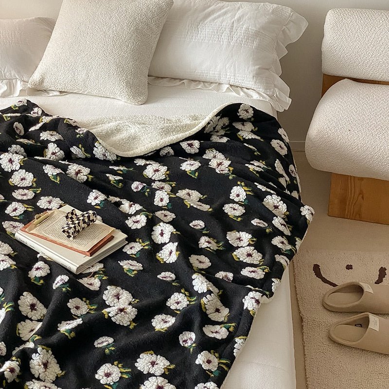 Fluffy Floral Plush Verdickte Decke für Gemütlichen Komfort | Brehn