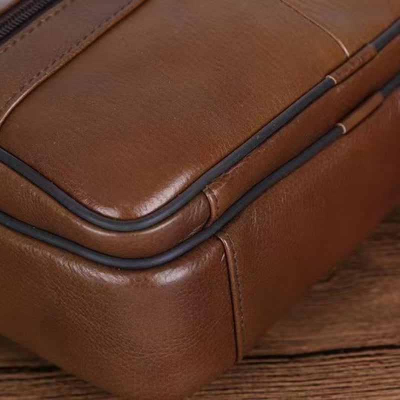 Leder Herren Schultertasche – Geräumige Rindsledertasche mit verstellbarem Schulterriemen | Brehn