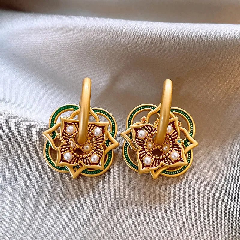 Brehn | Geometrische Rangoli Jhumka Ohrringe