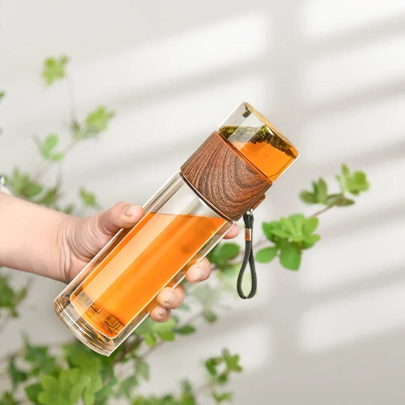 Thermobecher mit Teefilter – Glas & Holz – Doppelwandig – 500 ml – ClearTherm | Brehn