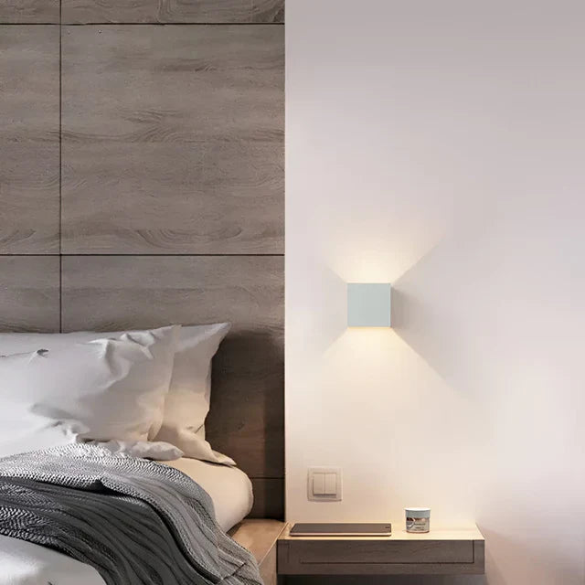 Cubic kabellose Bewegungsmelder-Wandlampe | Brehn