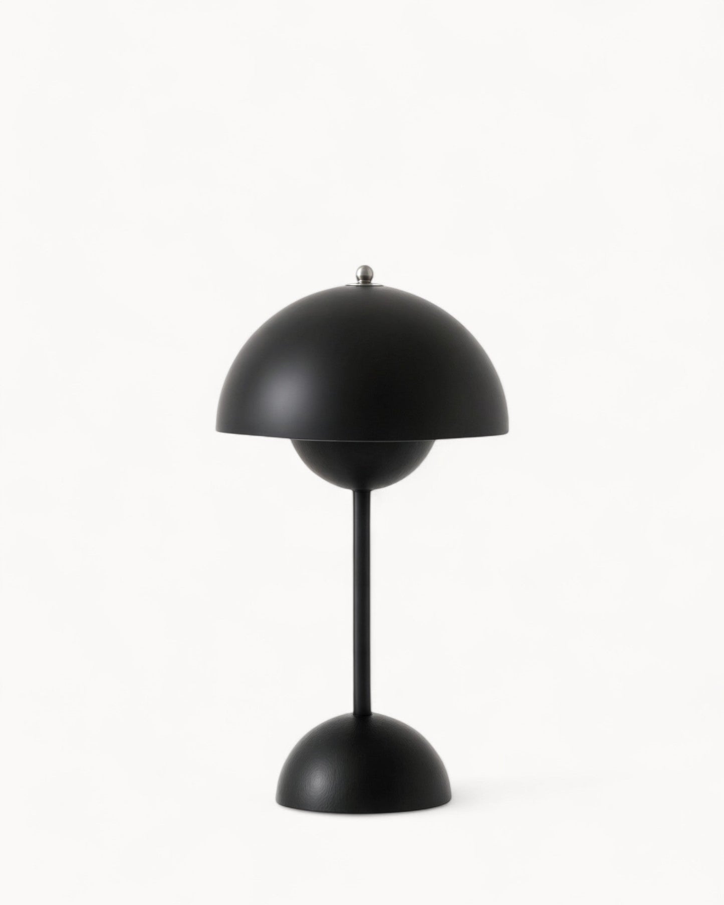 Brehn | NordLight – LED Tischlampe skandinavisches Design, dimmbar und nachhaltig in Metall