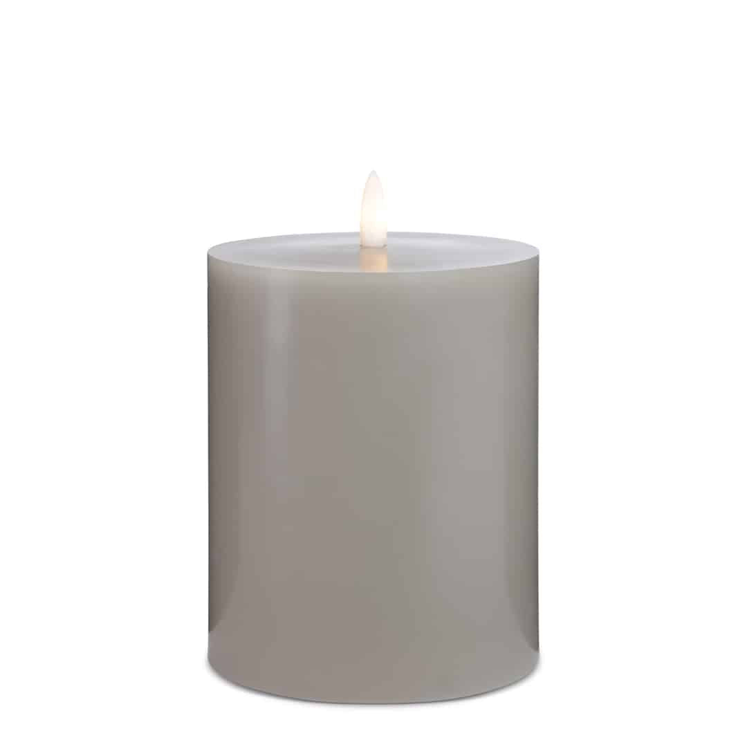 LED Kerze (1 Stück) mit realistischer 3D Flamme 10 x 15 cm | Brehn